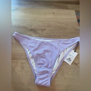 High leg cheeky lilac bikini bottoms